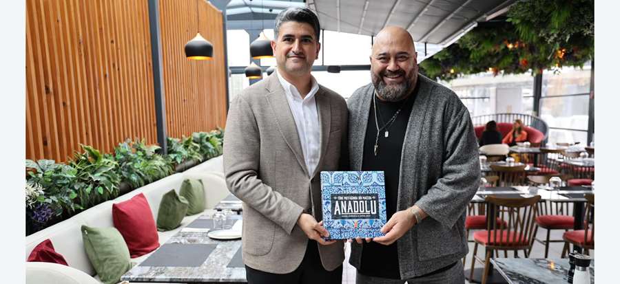 Atateras, ünlü şef Somer Sivrioğlu’nu Ataşehir’de ağırladı